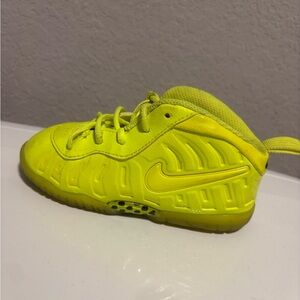 Nike Kids little posits